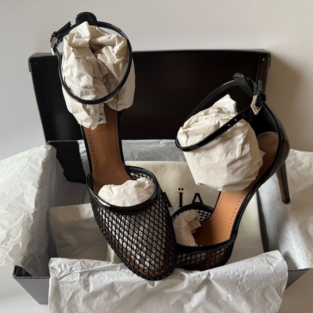Alaia Leather-Trimmed Black Mesh Heels - Picture 12 of 15